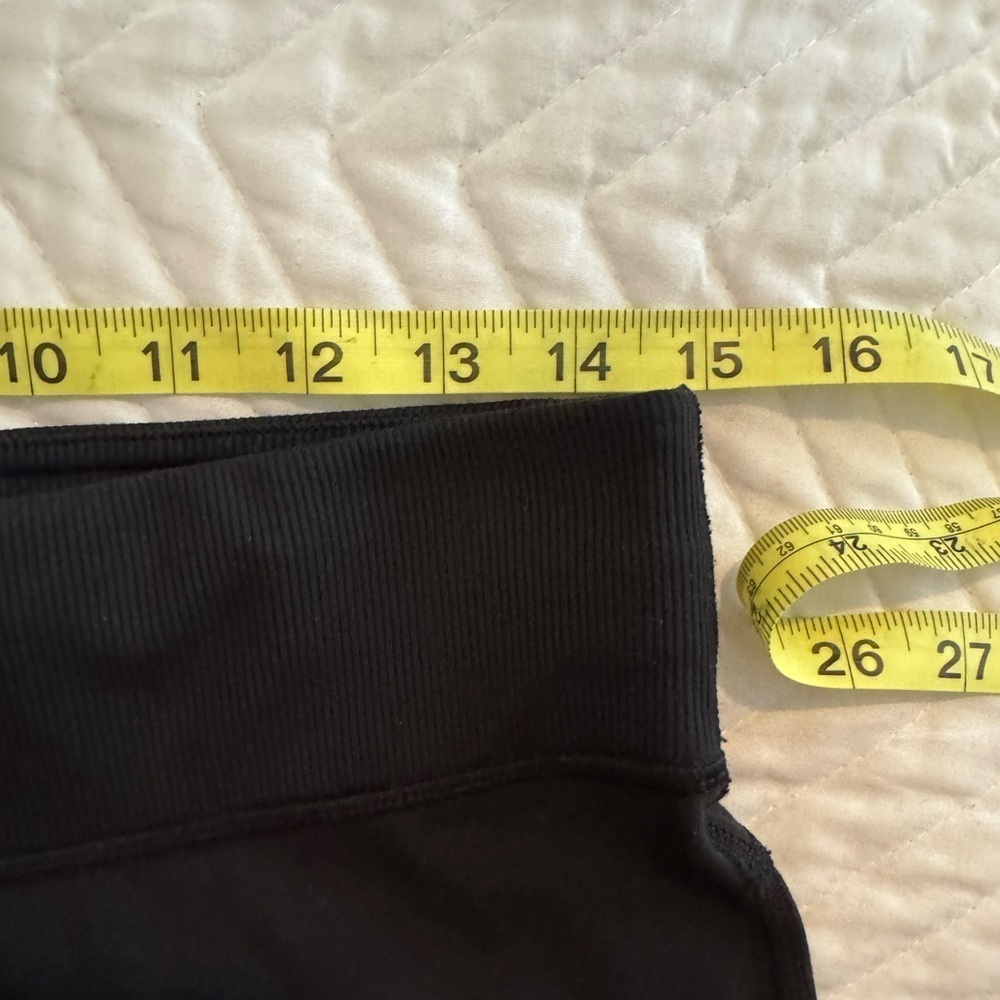 Lululemon Low Rider Pant Black - Picture 8 of 14